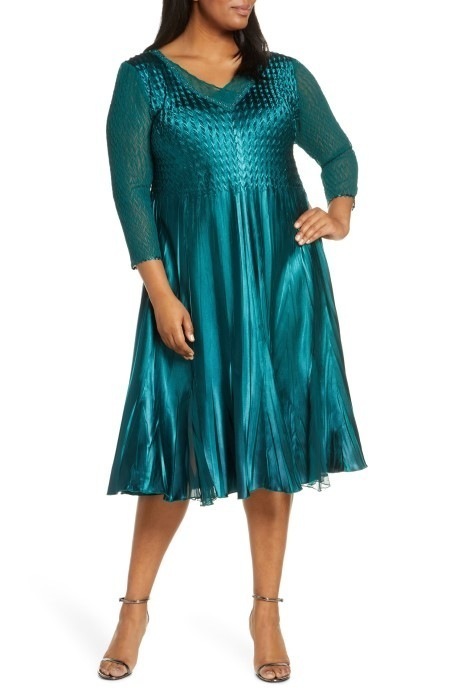 15 Cute Holiday Party Dresses from Nordstrom | The-E-Tailer.com/Blog